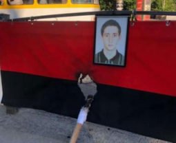 В Одессе сожгли мемориал погибшим евромайдановцам