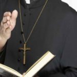 В Италии священник на деньги прихожан устраивал секс-вечеринки с «наркотиками для изнасилований»